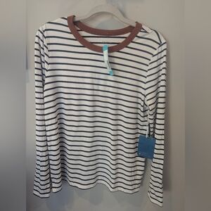 Market & Spruce Black Striped Cream Long Sleeve Tee with Burnt Orange Neck